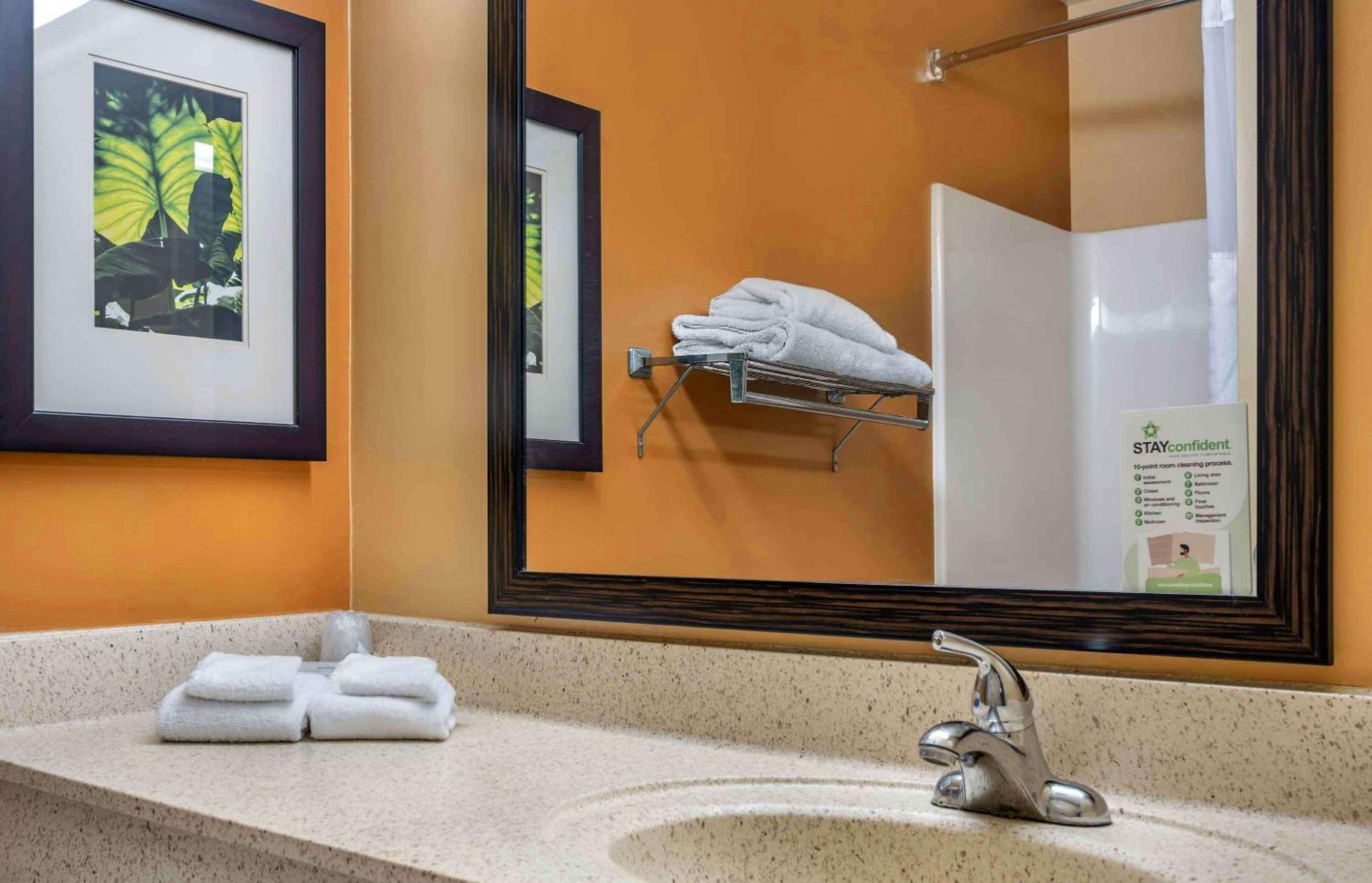 Extended Stay America Premier Suites - Providence - East Providence Buitenkant foto