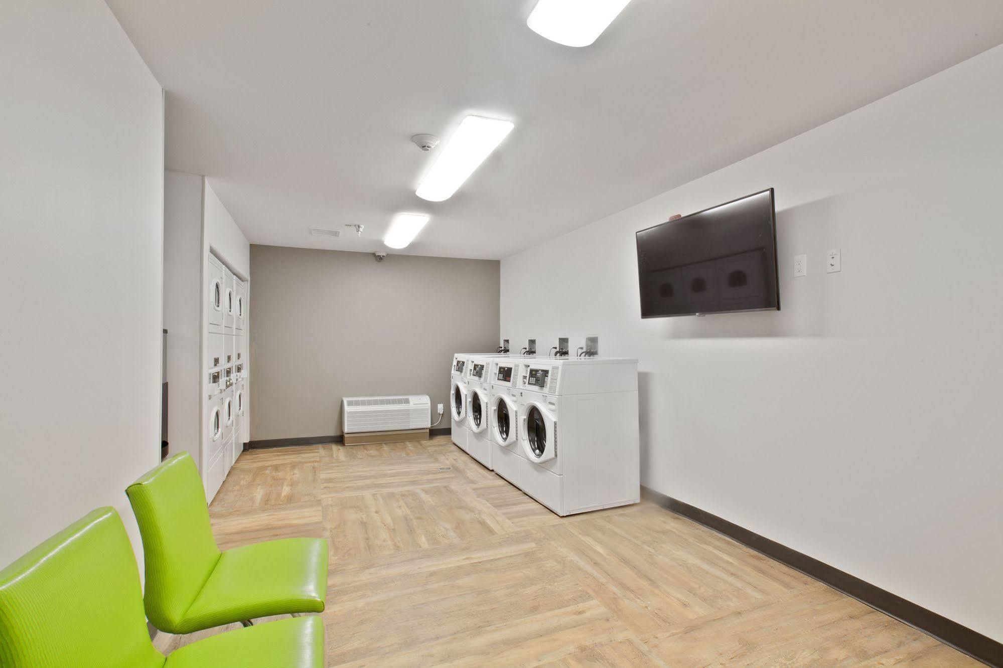 Extended Stay America Premier Suites - Providence - East Providence Buitenkant foto