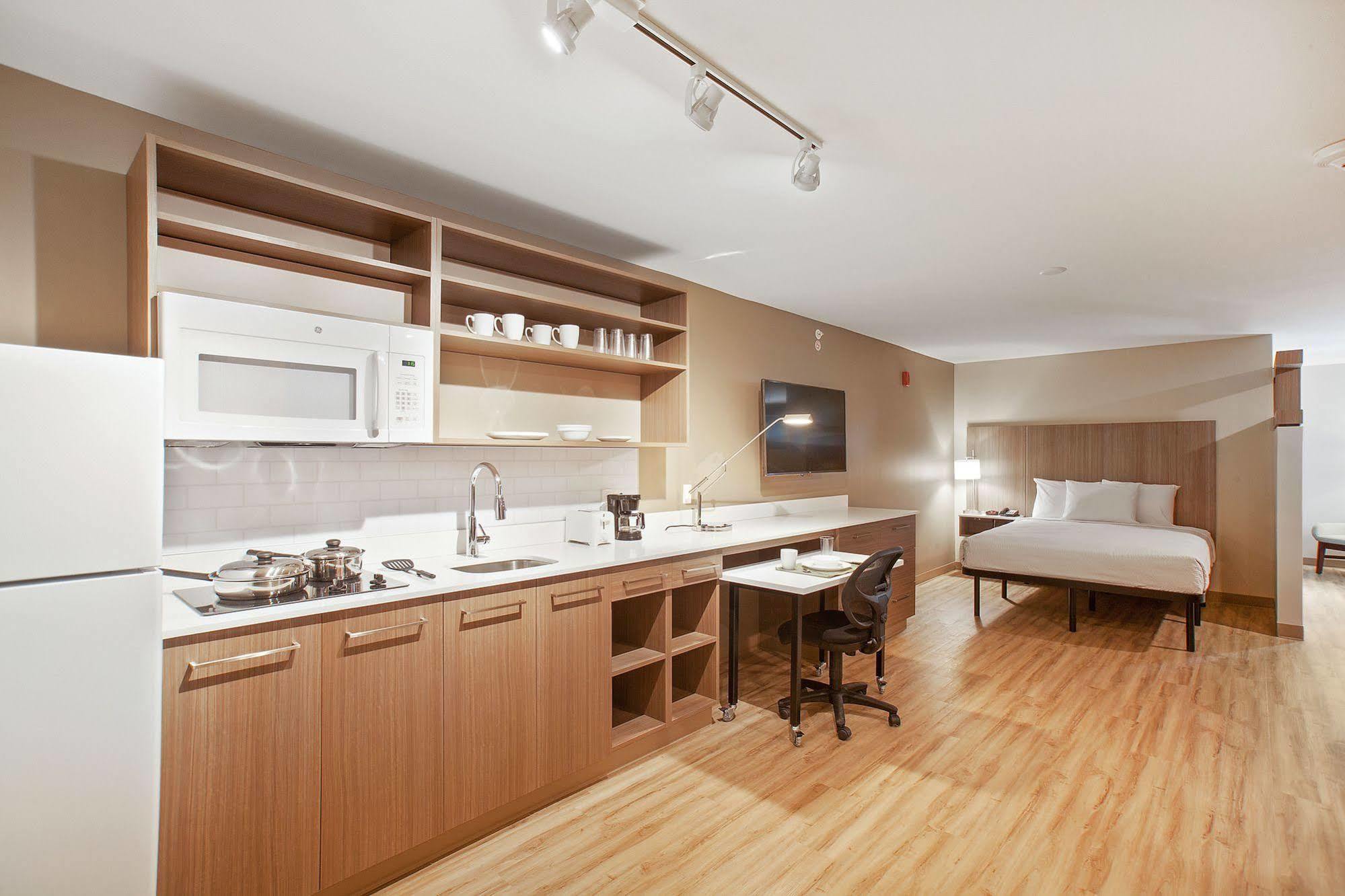 Extended Stay America Premier Suites - Providence - East Providence Buitenkant foto